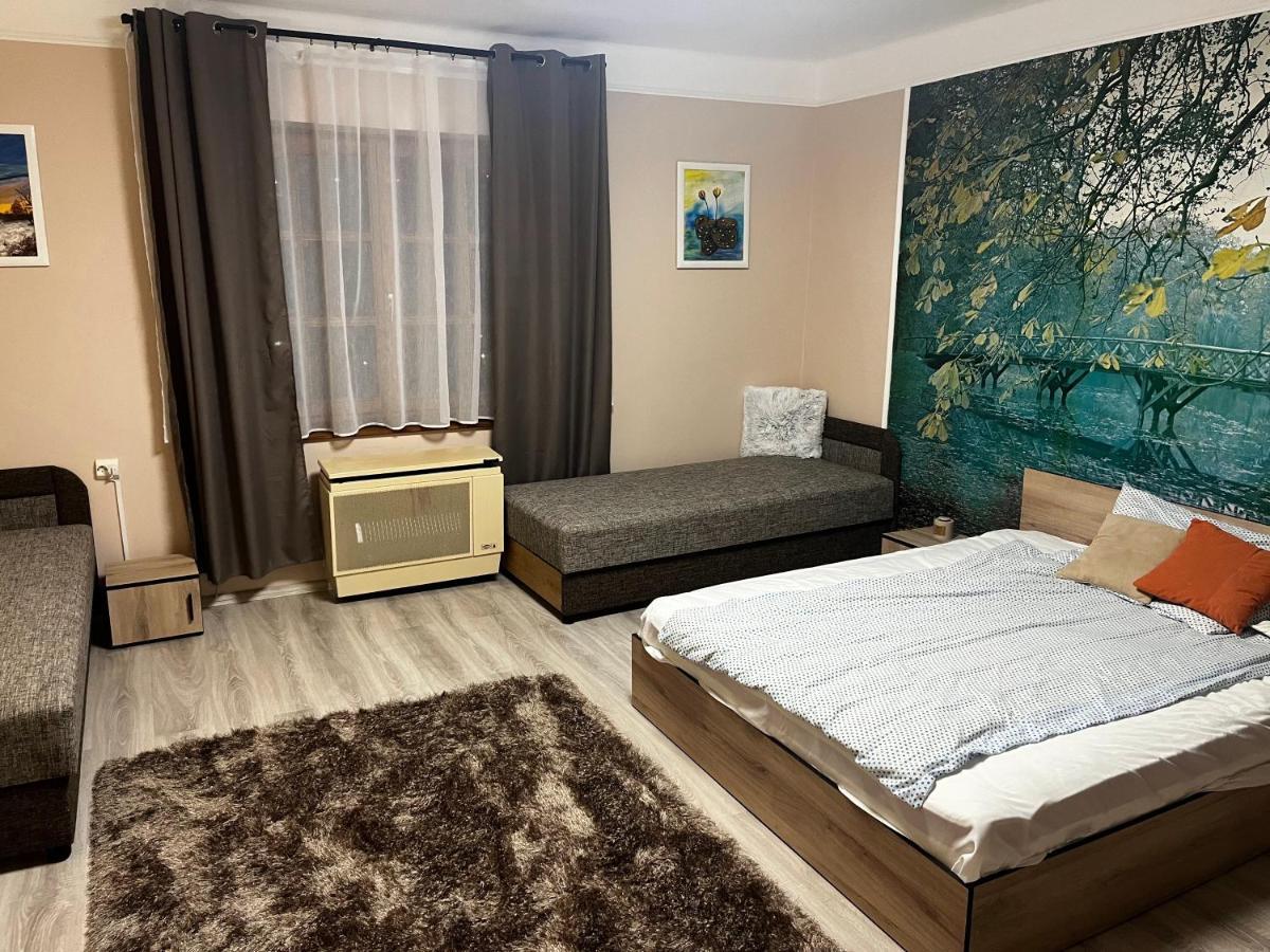 Postakocsi Vendégház Kisgyőr Esterno foto
